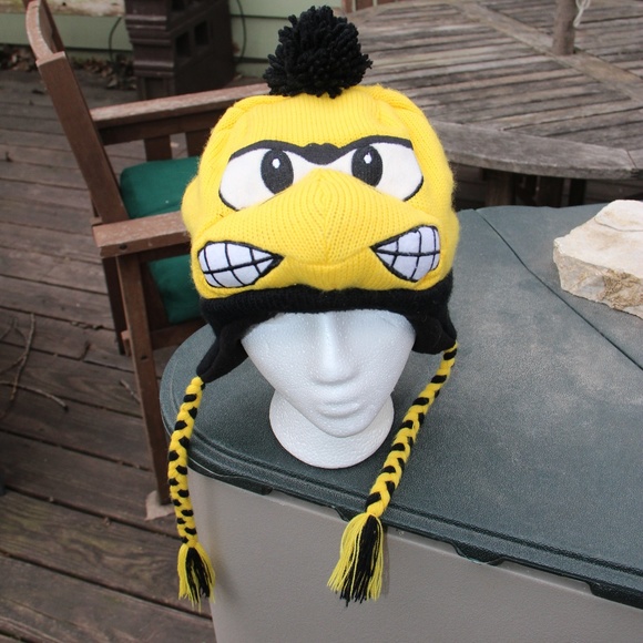 hawkeye beanie